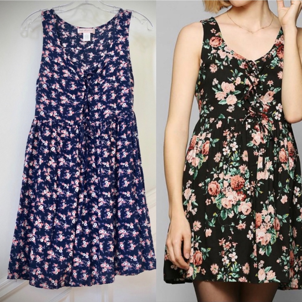 Band of Gypsies Babydoll Lace Up Navy Blue Floral Dress